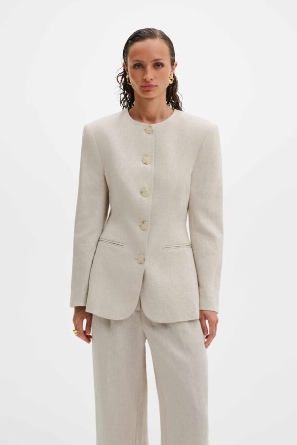 Carol round neck linen blazer Sand - Image 2
