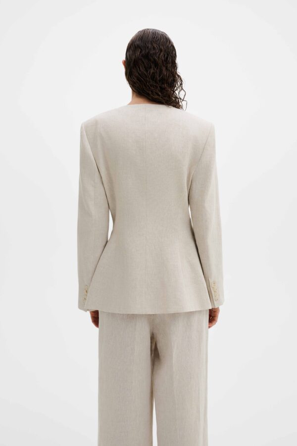 Carol round neck linen blazer Sand - Image 3