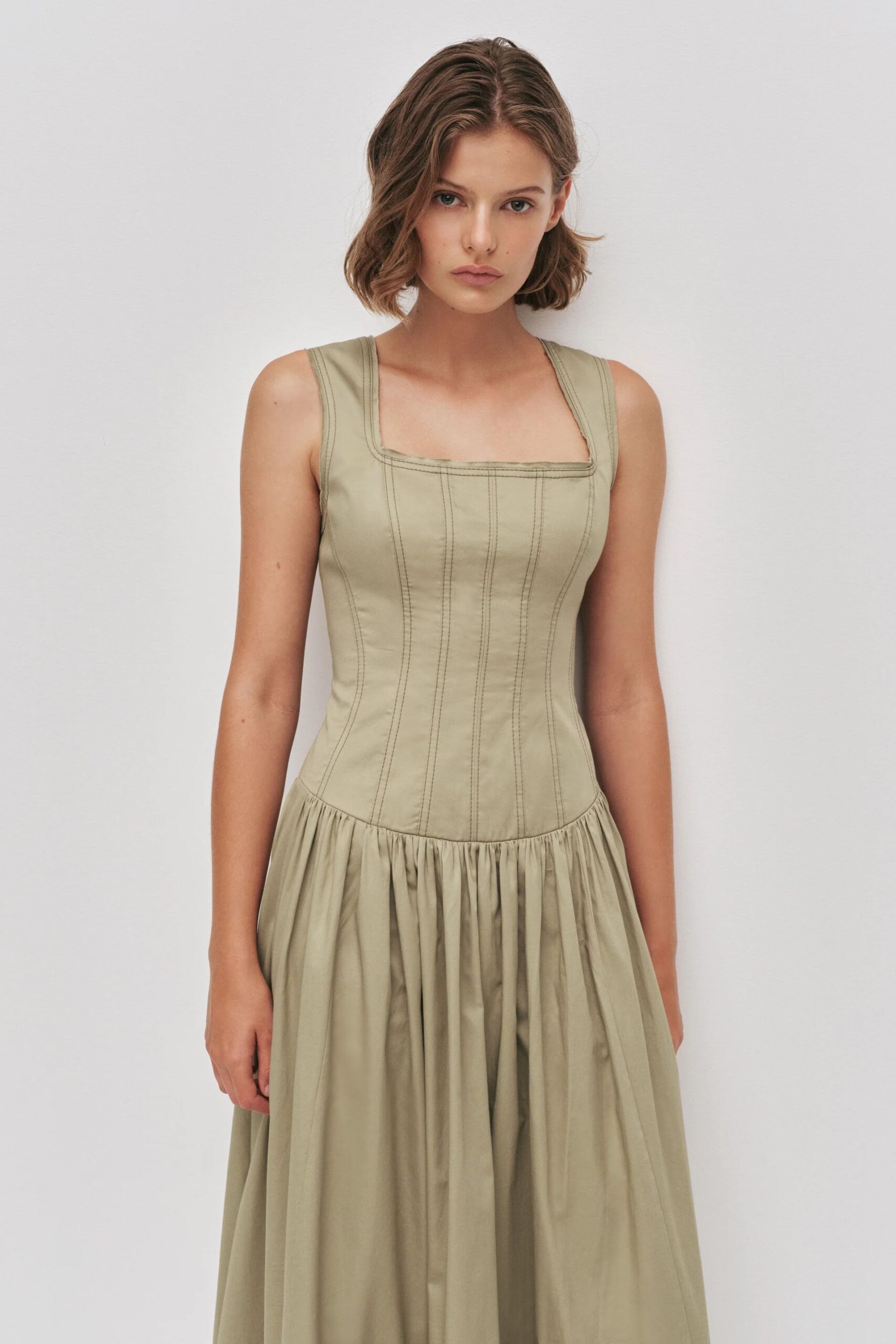 Parallel Midi Dress Moss - Image 3