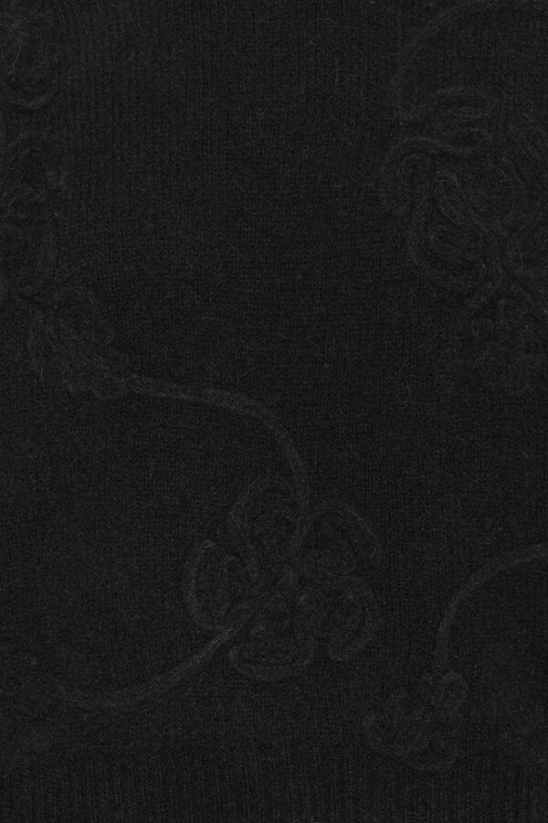 3D Flower Knit - Image 3
