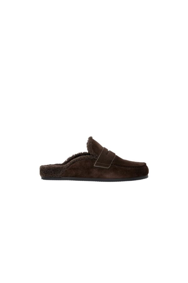 Wynn - Image 6